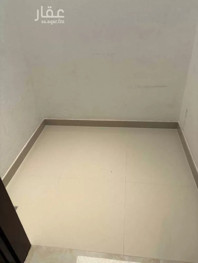 Floor for Rent in Riyadh Irqah صورة 3