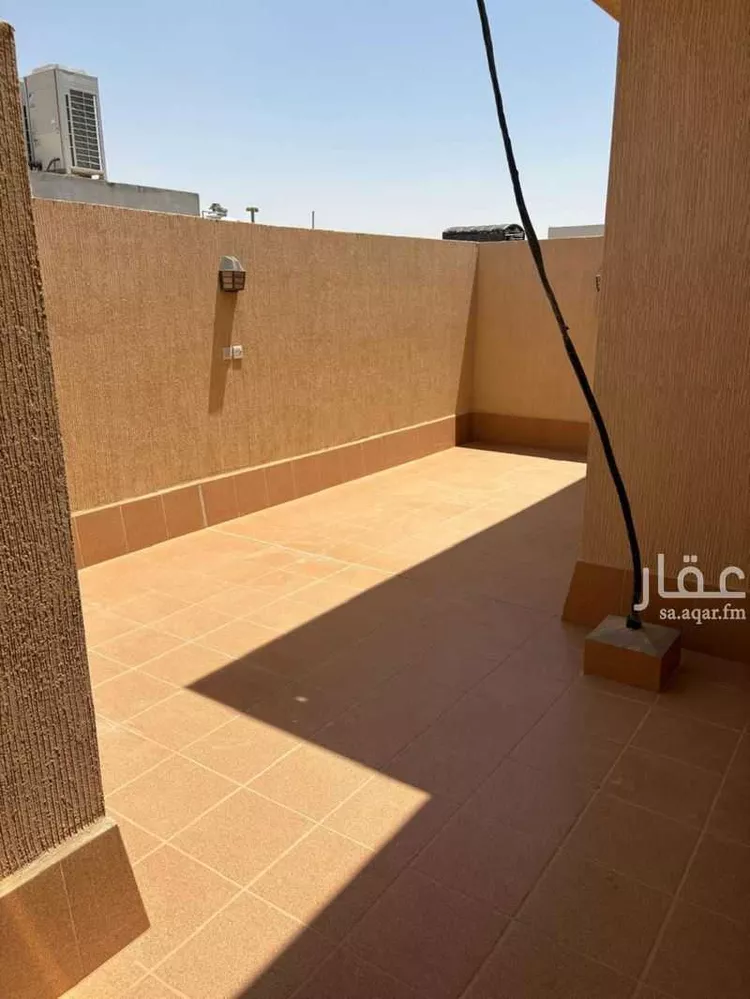Floor for Rent in Riyadh Irqah 8