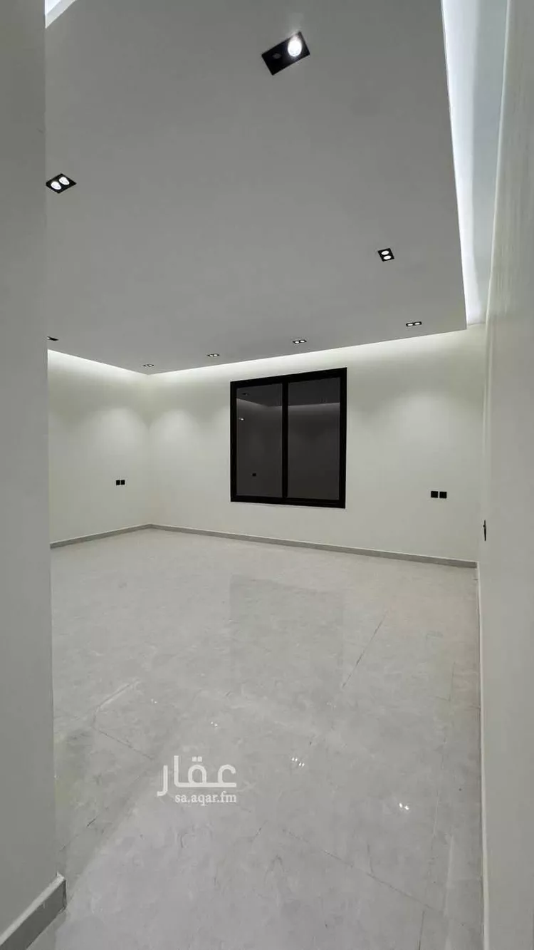 Floor for Sale in Riyadh Dhahrat Namar 13