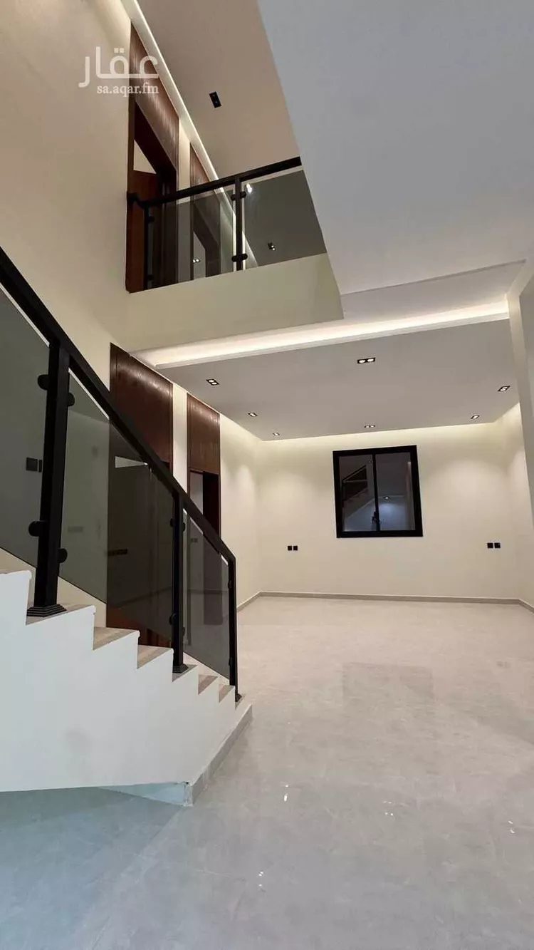 Floor for Sale in Riyadh Dhahrat Namar 18