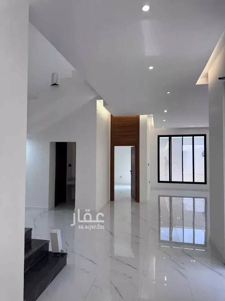 Villa for Sale in Dhahran Al Qashlah صورة 3