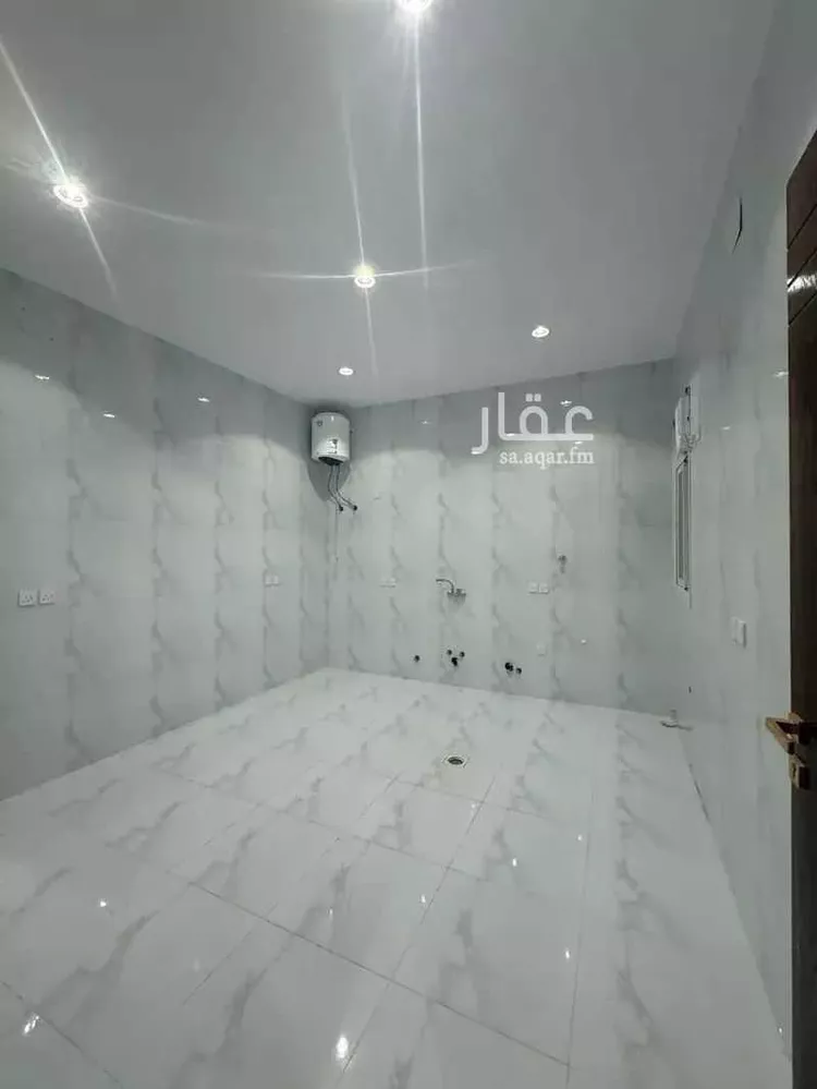 دور للبيع في شارع الزهور 42, حي الزهور, مدينة خميس مشيط, منطقة عسير صورة 4