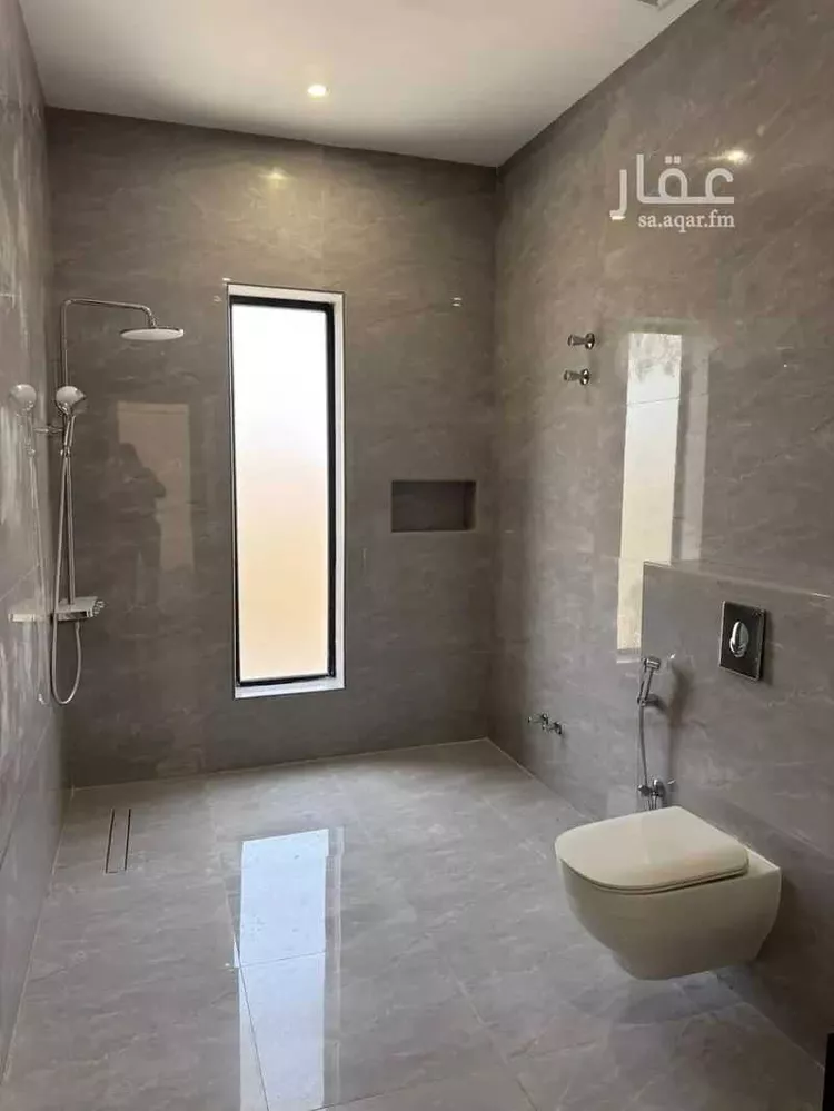 فيلا للبيع في شارع سهل بن حنيف, حي الحسام, مدينة الدمام, المنطقة الشرقية 6