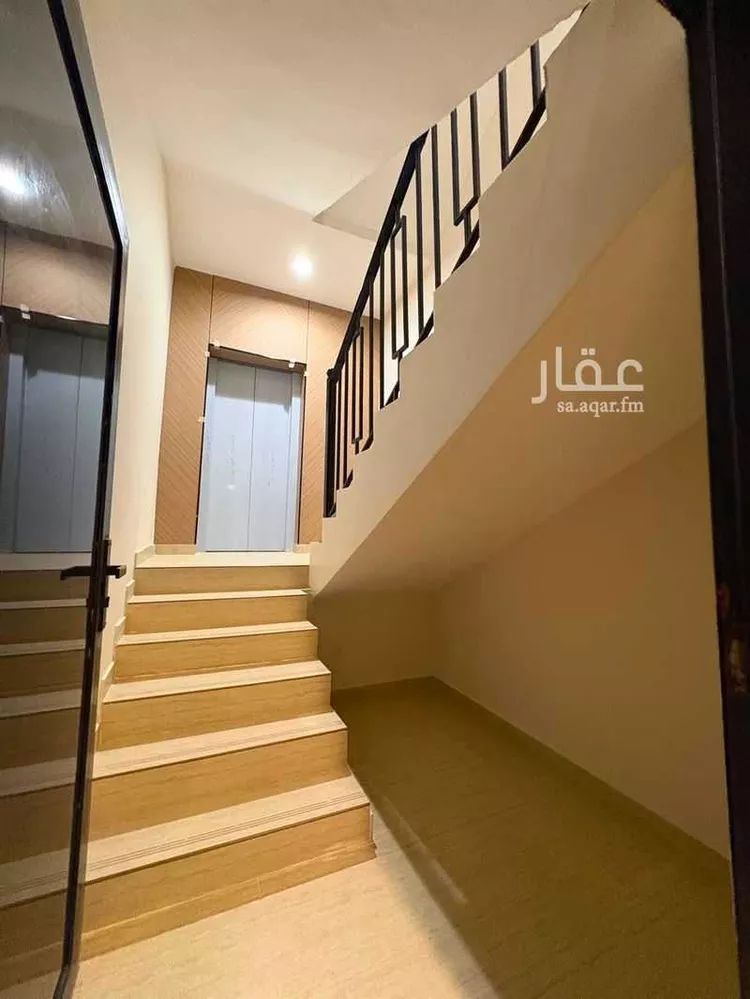دور للبيع في شارع عبدالله القيرواني, حي الرمال, مدينة الرياض, منطقة الرياض صورة 4