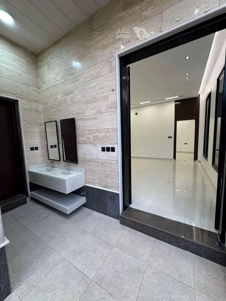 Floor for Sale in Riyadh An Nahdah 7