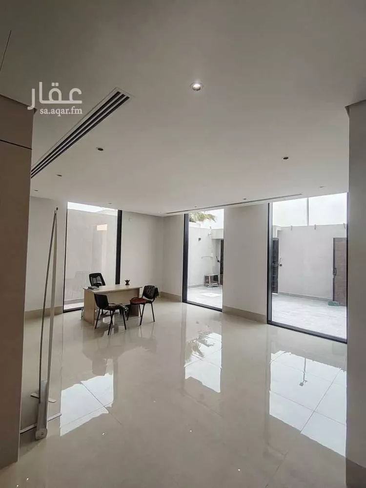 فيلا للبيع في شارع 21ب, حي البحر, مدينة الخبر, المنطقة الشرقية 8