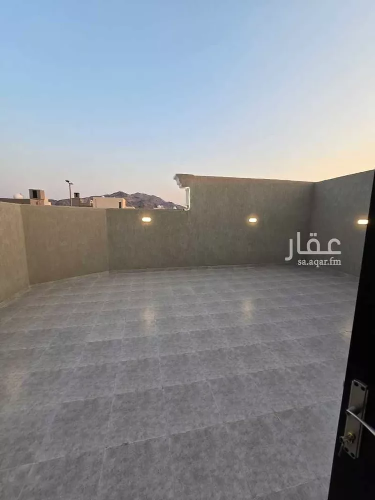 فيلا للبيع في شارع سعد بن الربيع رضي الله عنة, حي الشوقية, مدينة مكة المكرمة, منطقة مكة المكرمة صورة 5