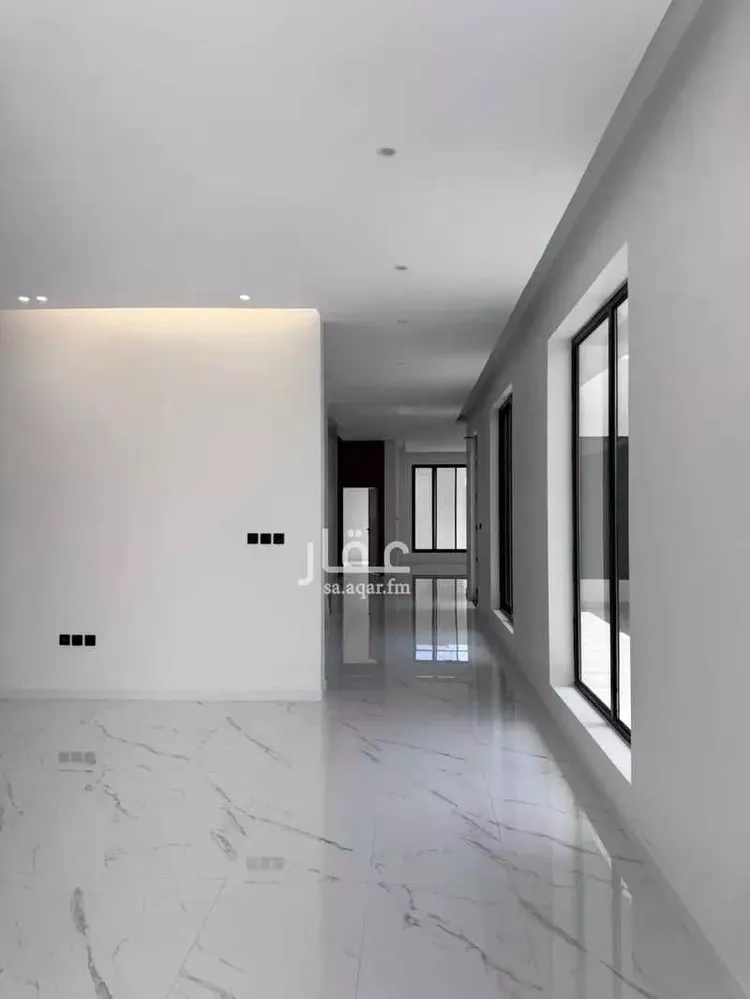 Villa for Sale in Dhahran Al Qashlah صورة 4