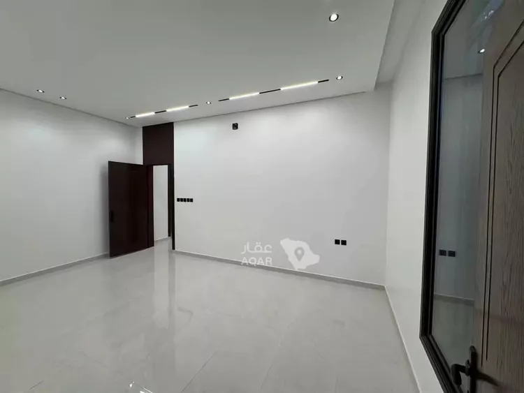 Floor for Sale in Riyadh An Nahdah 10