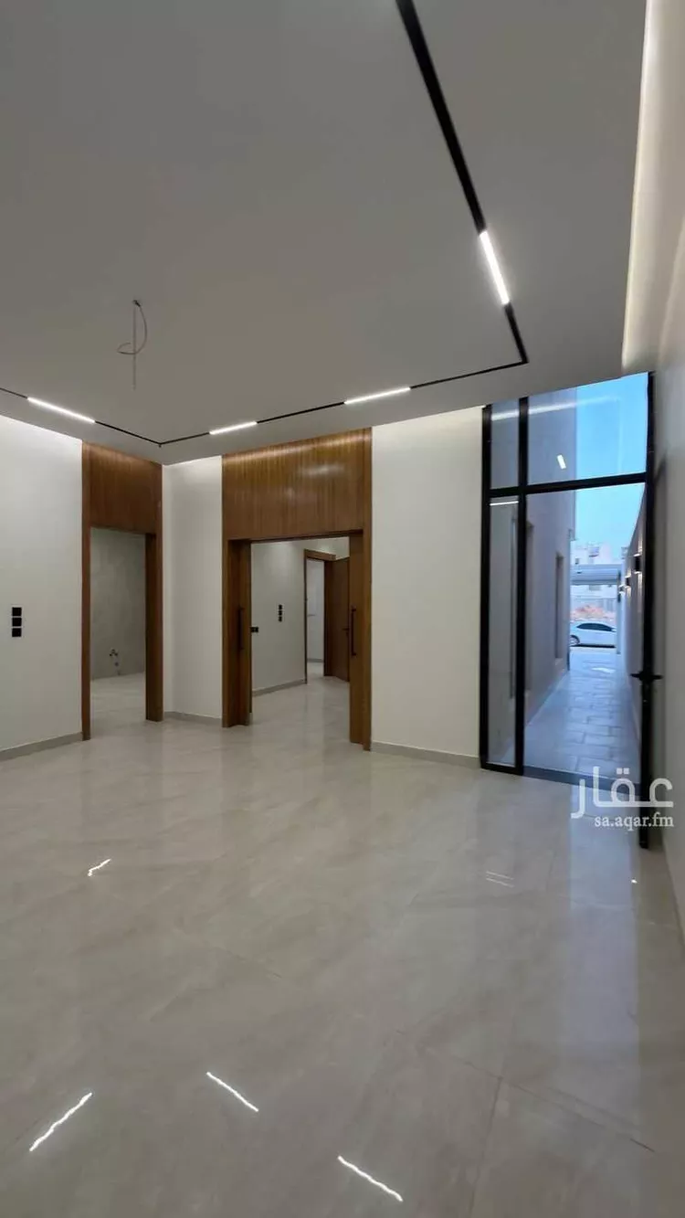 دور للبيع في شارع مكة المكرمة, حي الملك عبدالعزيز, مدينة الرياض, منطقة الرياض صورة 4