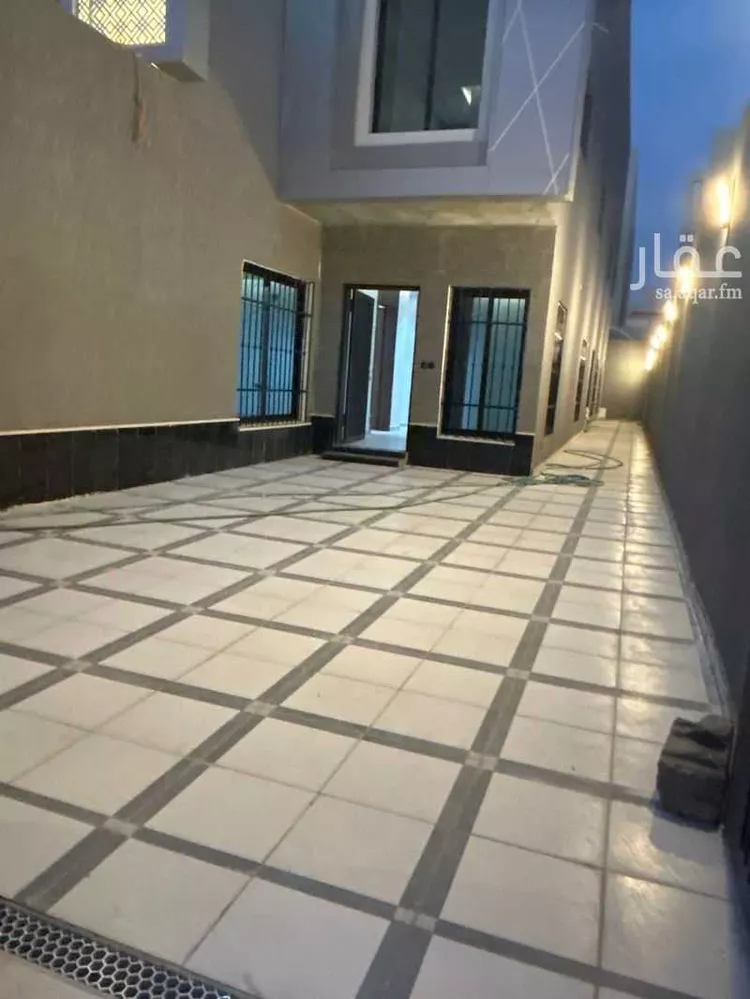 فيلا للبيع في شارع الرنية, حي السعادة, مدينة الرياض, منطقة الرياض صورة 4