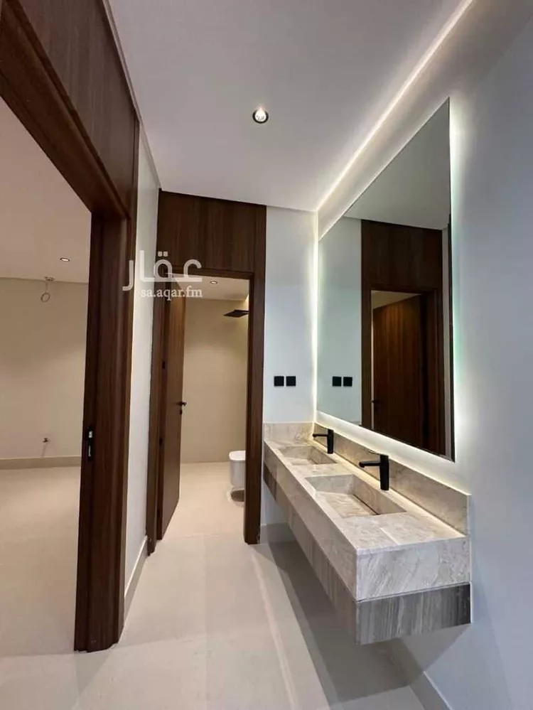 Floor for Sale in Riyadh Shubra صورة 2