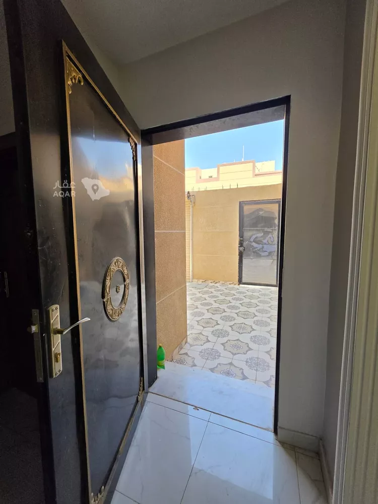 فيلا للإيجار في شارع رقم 86, حي العزيزية, مدينة الرياض, منطقة الرياض 21