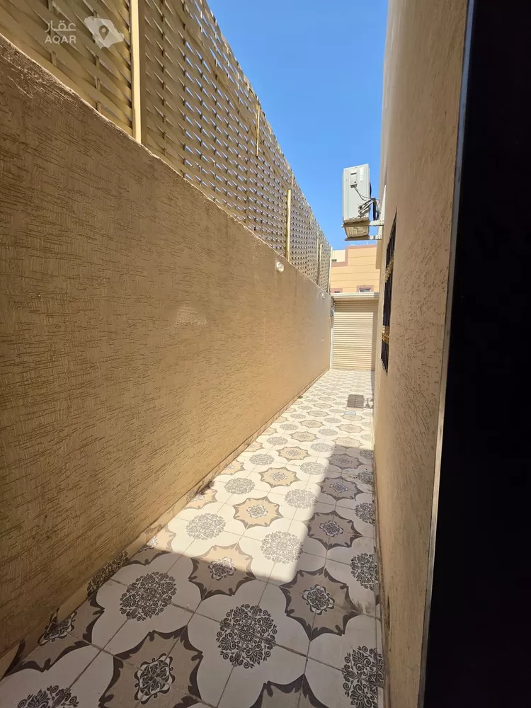 فيلا للإيجار في شارع رقم 86, حي العزيزية, مدينة الرياض, منطقة الرياض 14