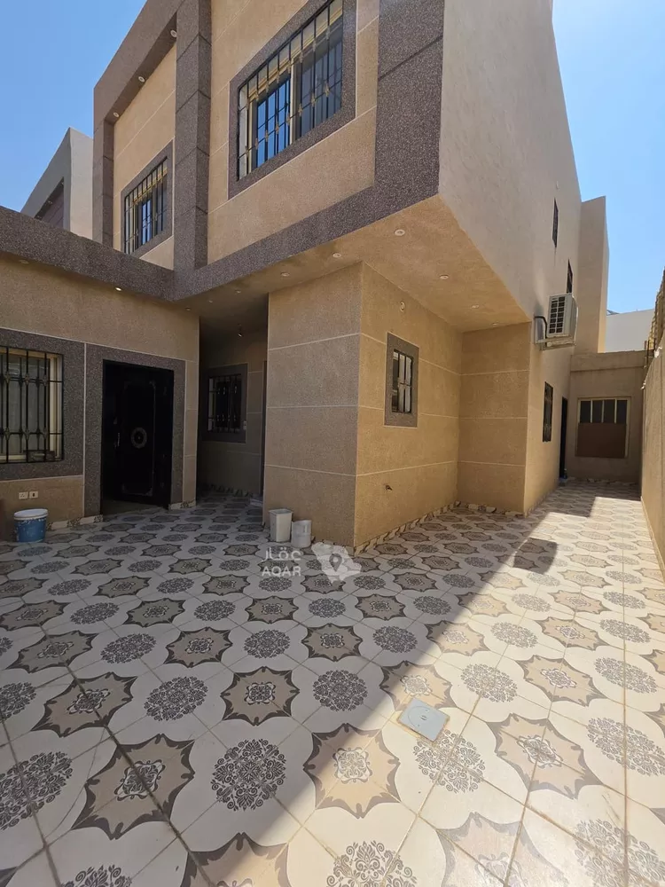فيلا للإيجار في شارع رقم 86, حي العزيزية, مدينة الرياض, منطقة الرياض 7
