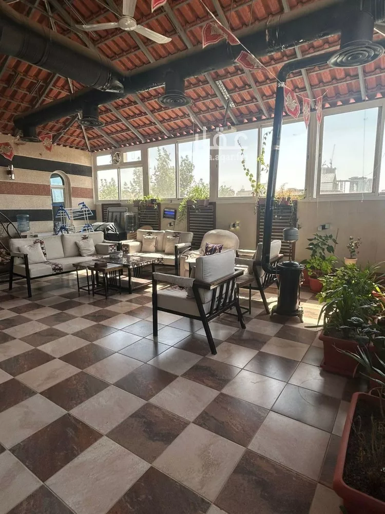 فيلا للبيع في شارع طه حسين, حي السليمانية, مدينة الرياض, منطقة الرياض صورة 3
