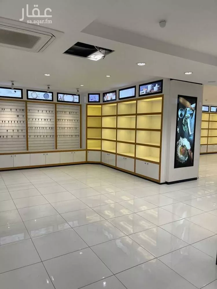 Shop for Rent in Al Bahah Al Hawiya صورة 5
