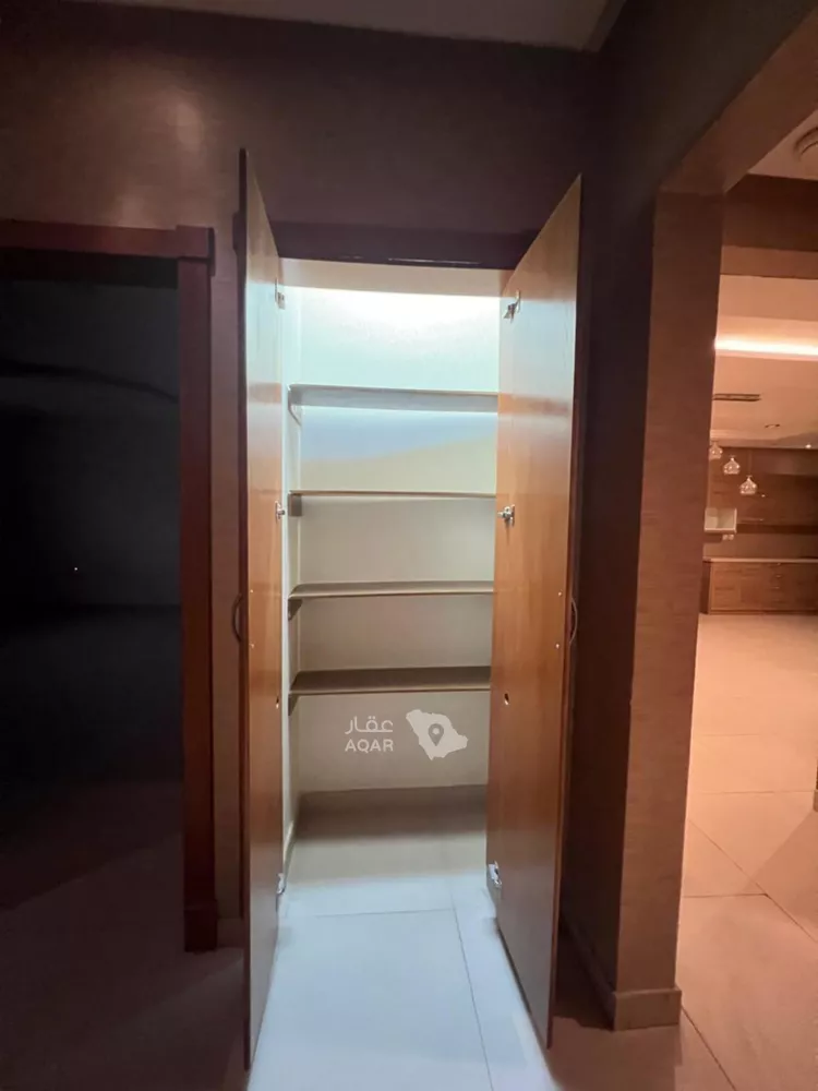 فيلا للإيجار في شارع عمرو بن كلثوم, حي عرقة, مدينة الرياض, منطقة الرياض 2