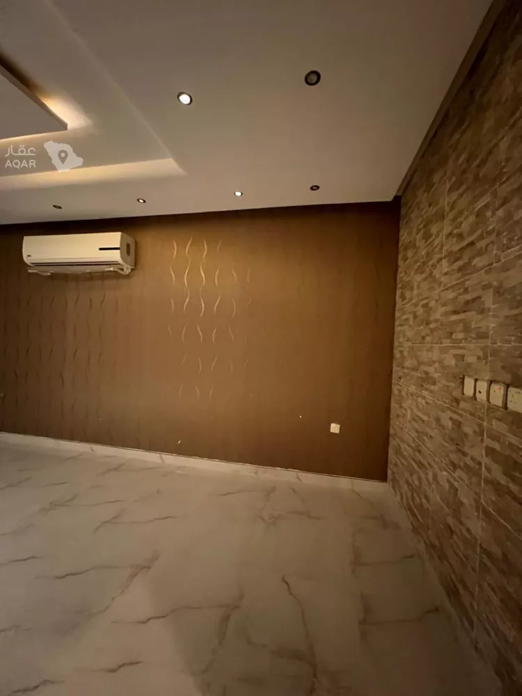 فيلا للإيجار في شارع عمرو بن كلثوم, حي عرقة, مدينة الرياض, منطقة الرياض 12