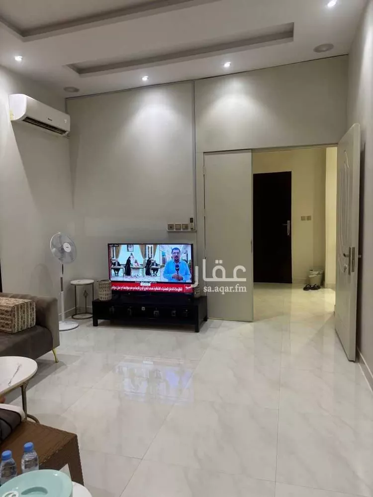 فيلا للبيع في شارع عبدالله بن جعفر, حي الرمال, مدينة الرياض, منطقة الرياض صورة 4