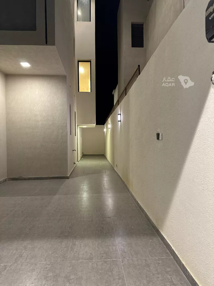 Villa for Sale in Safwa Abu Main