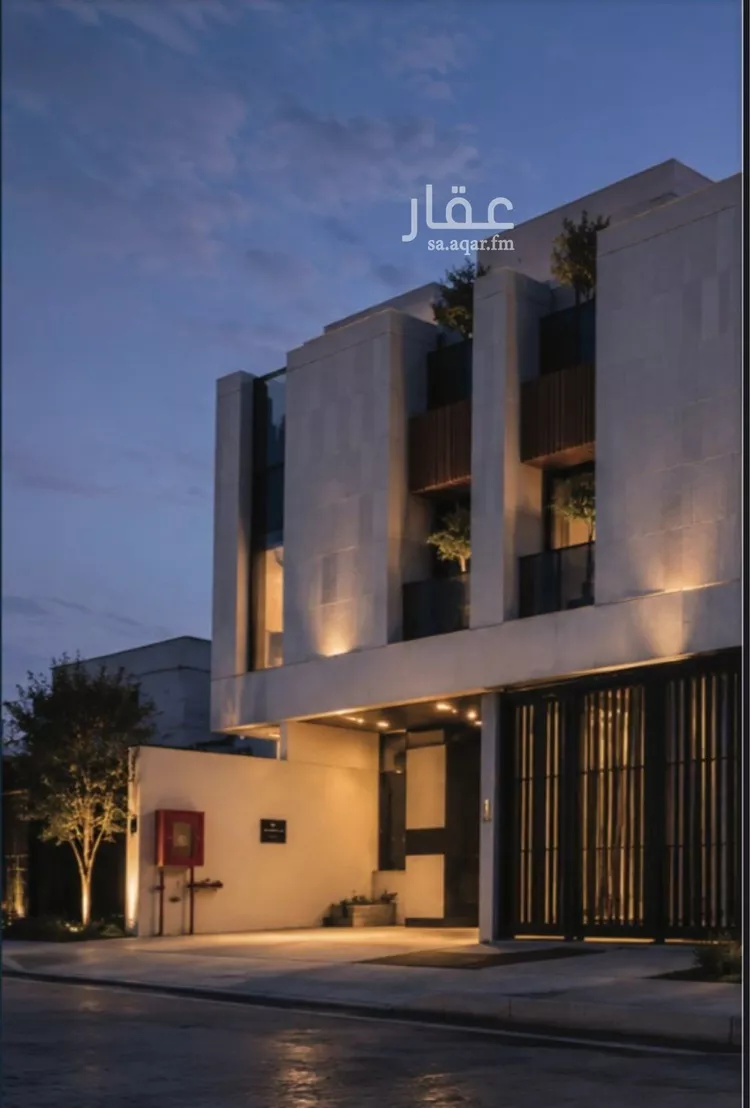 دور للبيع في شارع خروب, حي الملك فهد, مدينة الرياض, منطقة الرياض صورة 3
