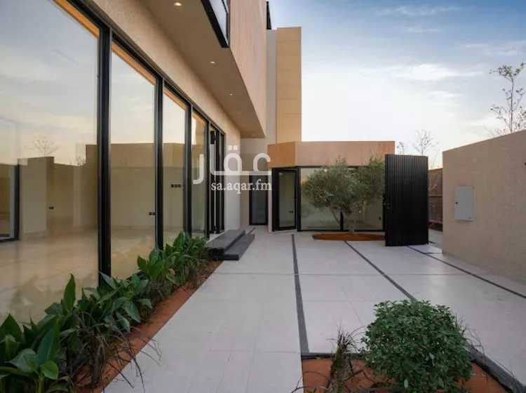 فيلا للبيع في شارع معتوق بن أبي البقاء, حي العارض, مدينة الرياض, منطقة الرياض