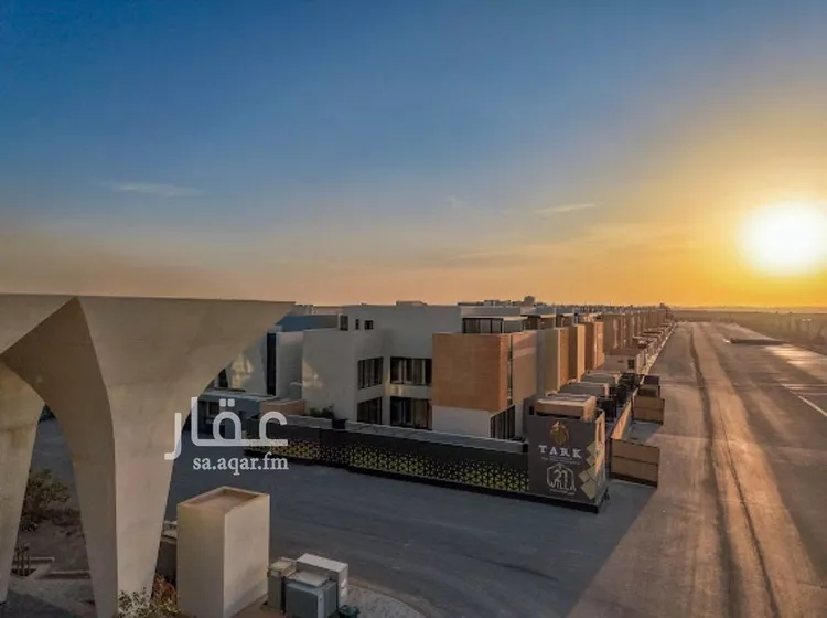 فيلا للبيع في شارع معتوق بن أبي البقاء, حي العارض, مدينة الرياض, منطقة الرياض صورة 3