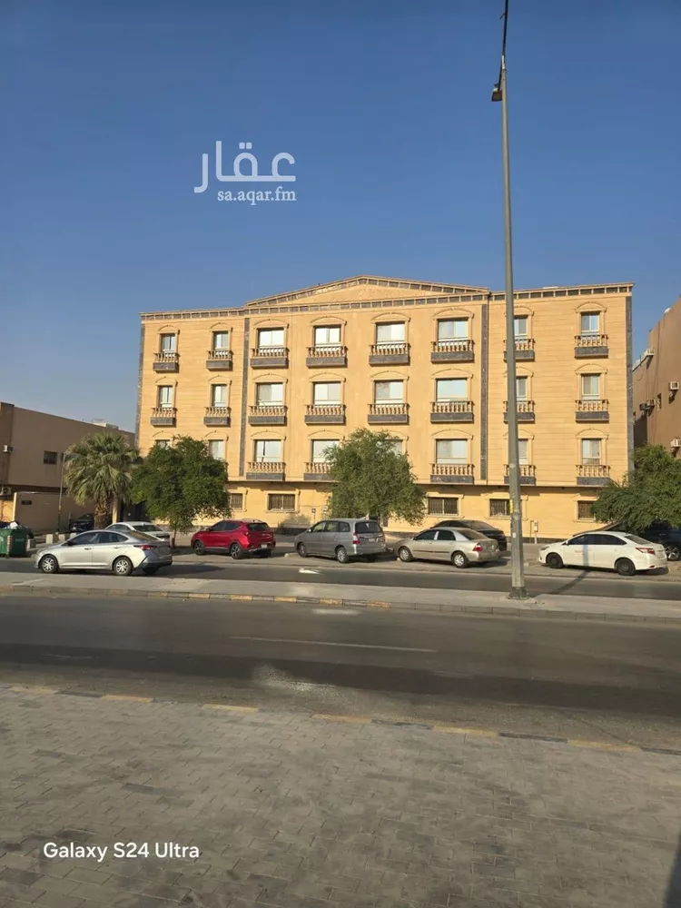 Floor for Rent in Riyadh Al Wadi
