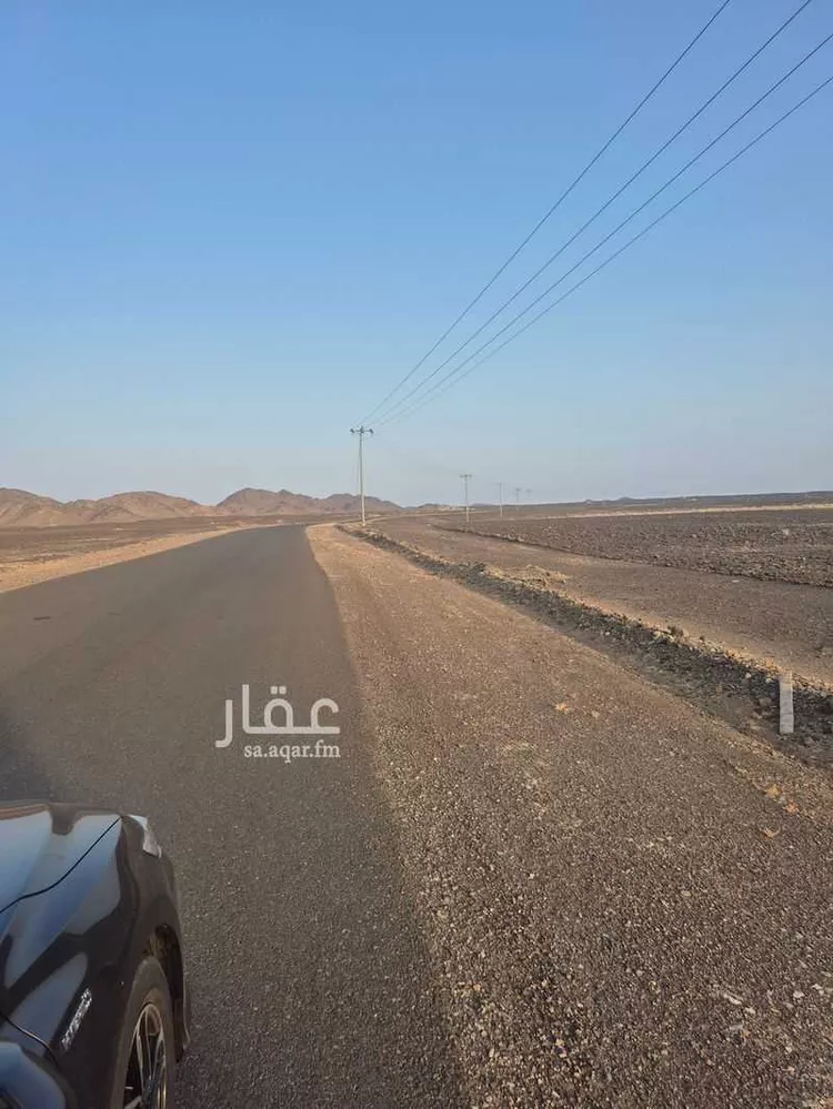مزرعة للبيع في ذارة ، الحناكية