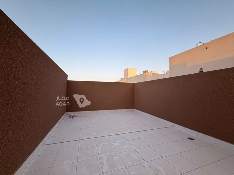 Villa for Sale in Riyadh Al Qirawan 21