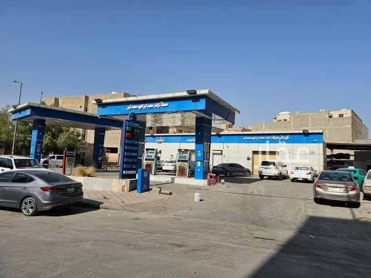 Station for sale in Riyadh Al Batiha صورة 5