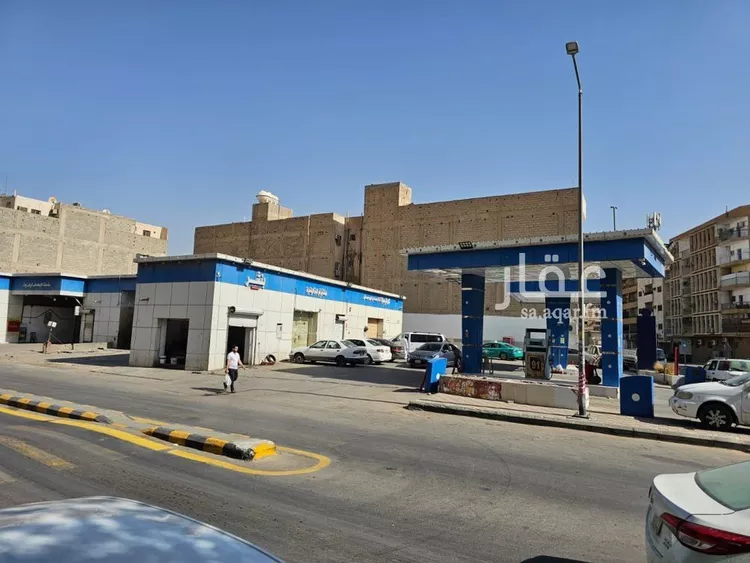 Station for sale in Riyadh Al Batiha صورة 4