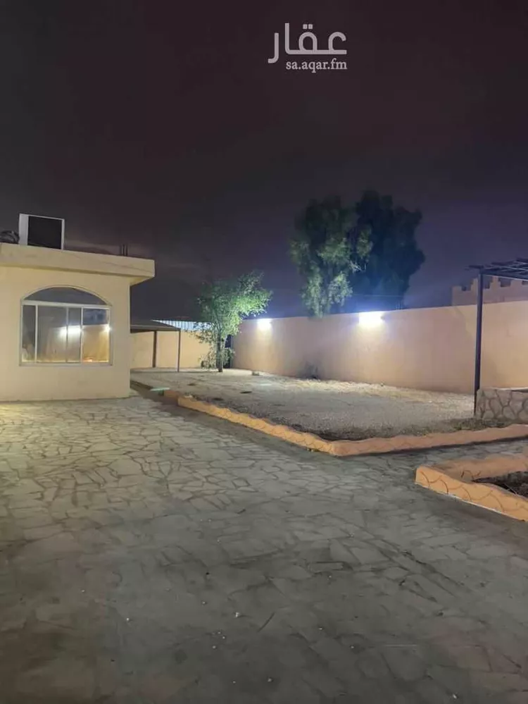 استراحة للإيجار في شارع خديجة بنت خويلد ، المزاحمية ، المزاحمية