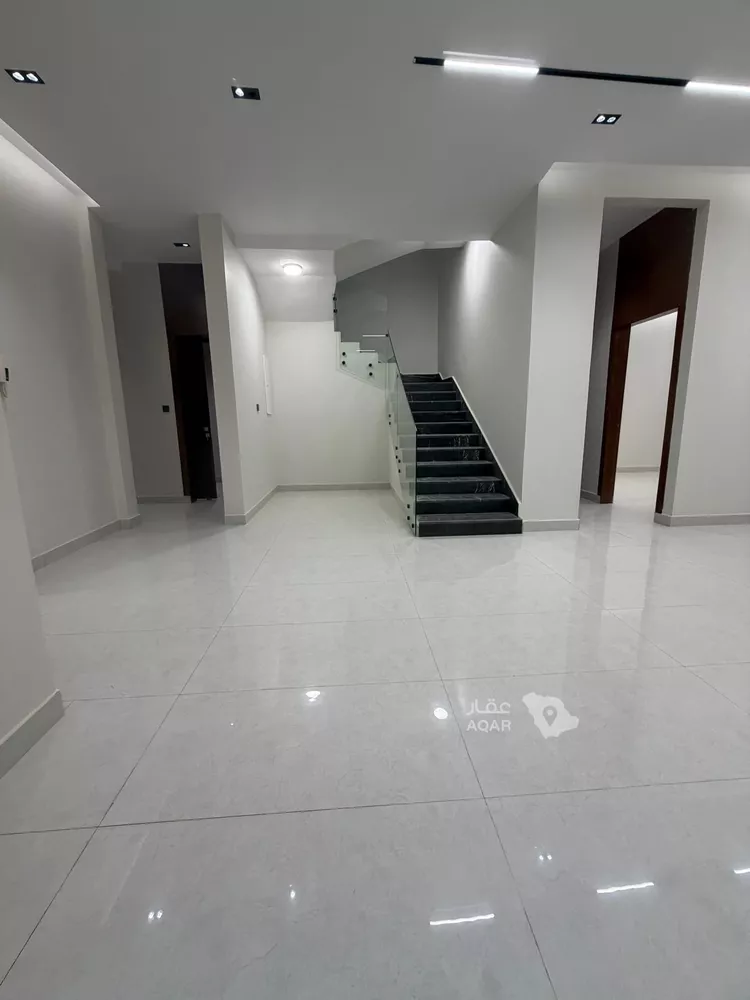 فيلا للبيع في شارع رقم 115, حي الجنادرية, مدينة الرياض, منطقة الرياض 8