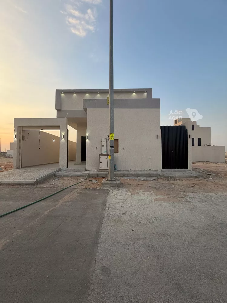 دور للبيع في شارع النخبه , حي النظيم, مدينة الرياض, منطقة الرياض