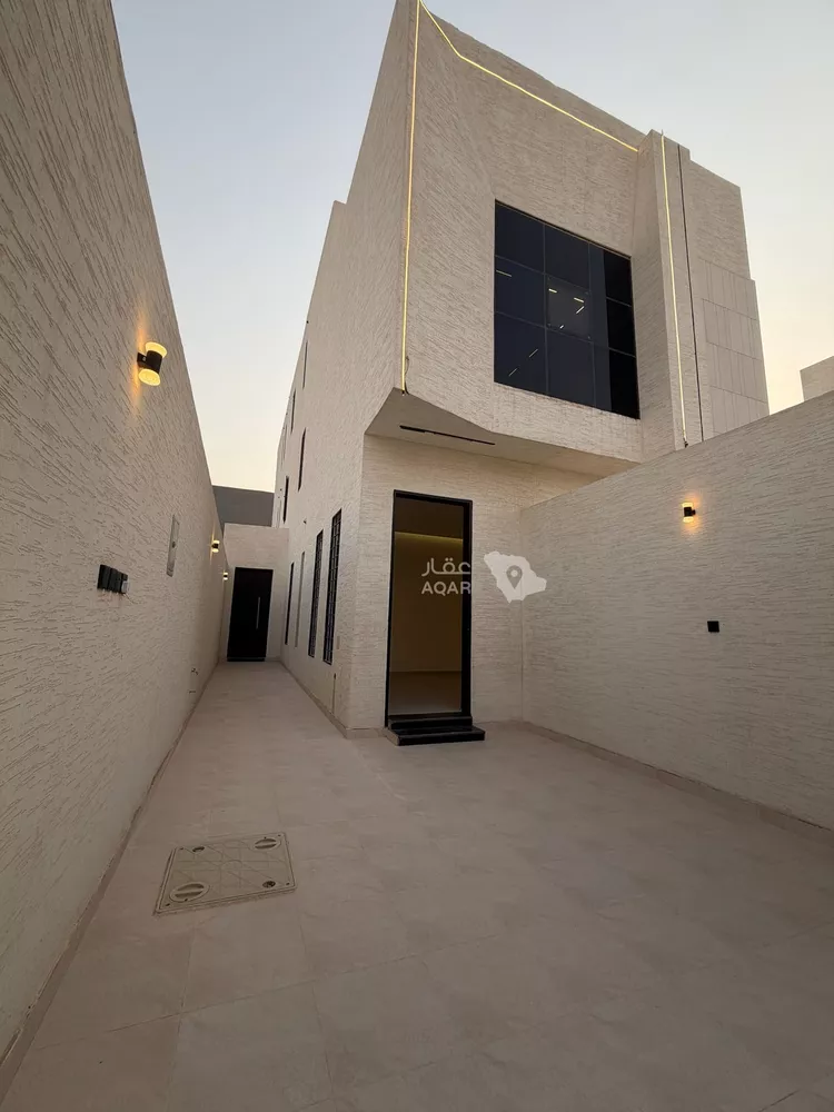 دور للبيع في شارع الغصون, حي الجنادرية, مدينة الرياض, منطقة الرياض 2