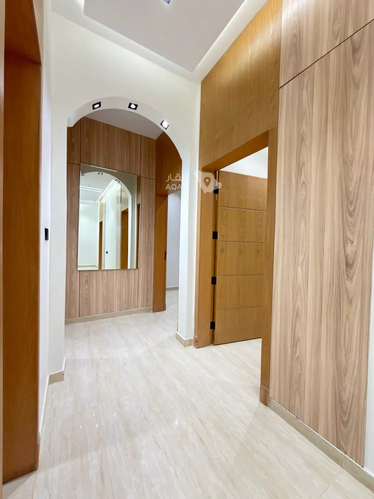 Floor for Sale in Riyadh An Nadhim 7