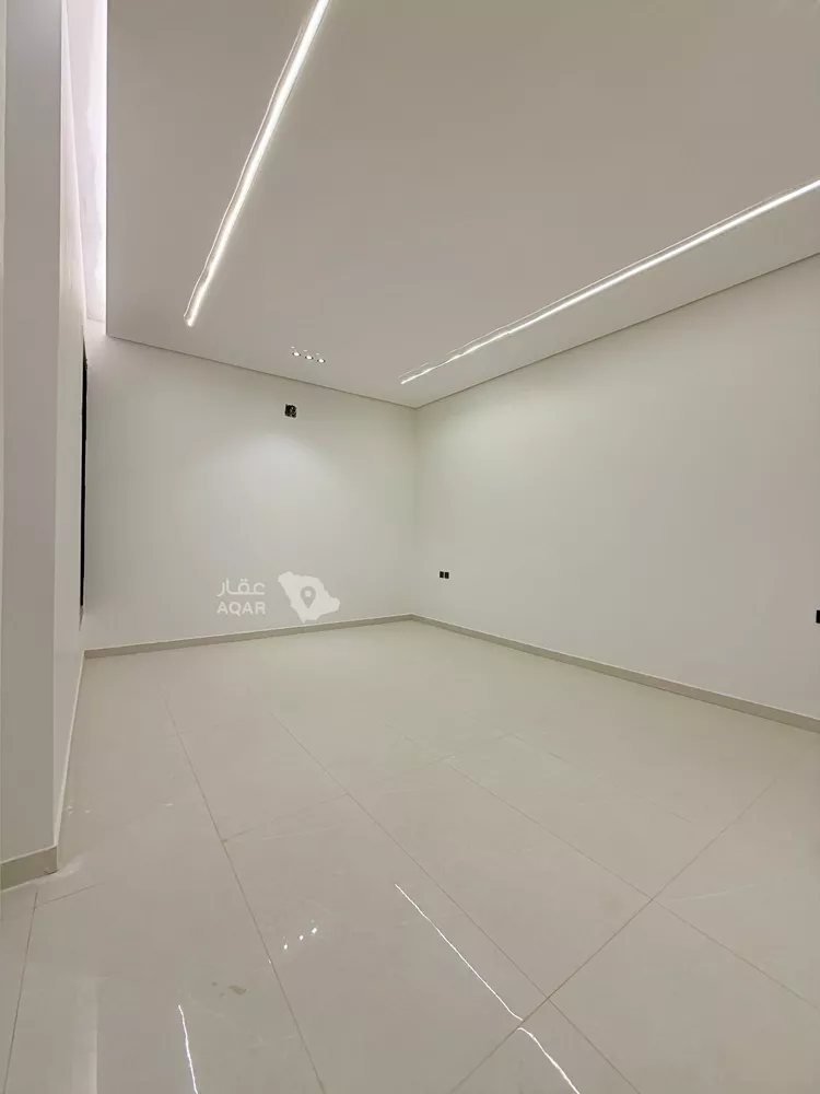 Floor for Sale in Riyadh Al Janadriyah صورة 3