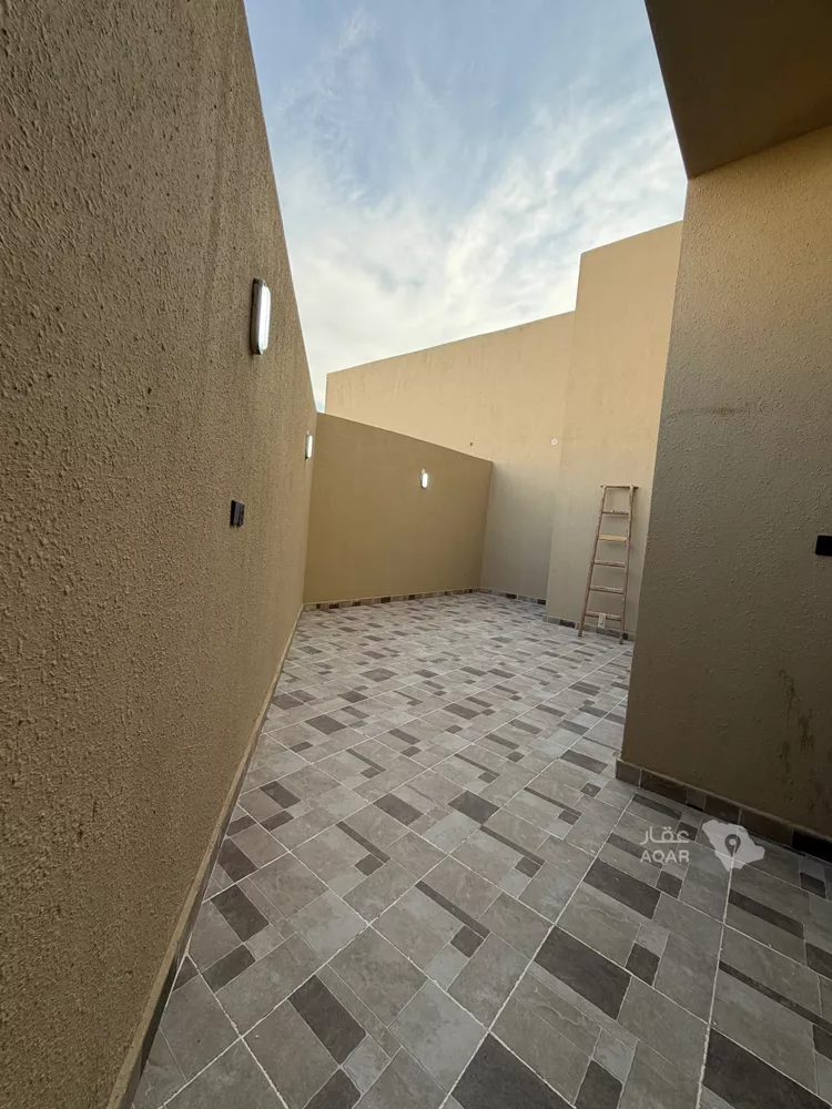 دور للبيع في شارع غصون, حي الجنادرية, مدينة الرياض, منطقة الرياض 7