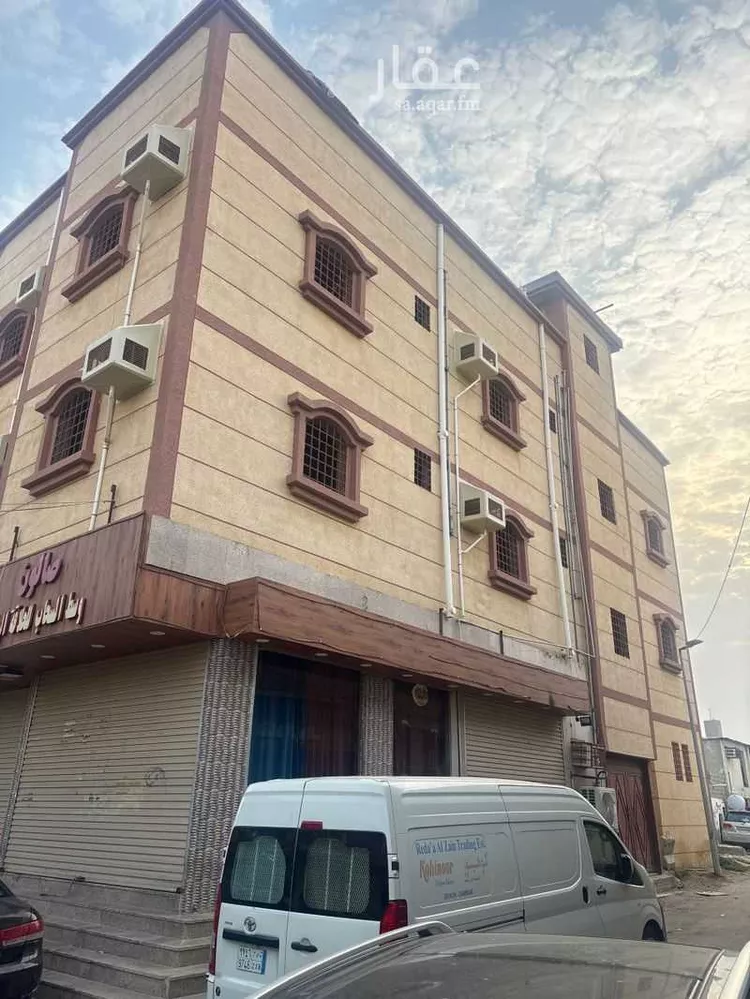 عمارة للبيع في شارع ابن السوادي, حي الناصرية, مدينة صبياء, منطقة جازان صورة 2