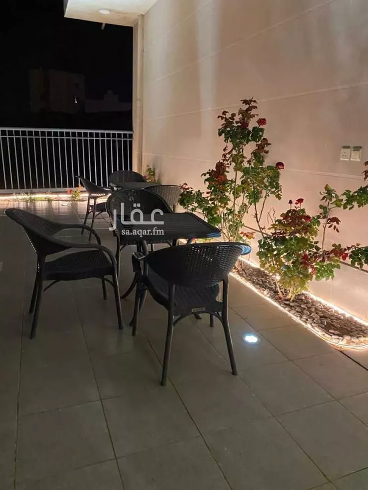 مجمع للإيجار في شارع الرقمية, حي الزهور, مدينة أبها, منطقة عسير