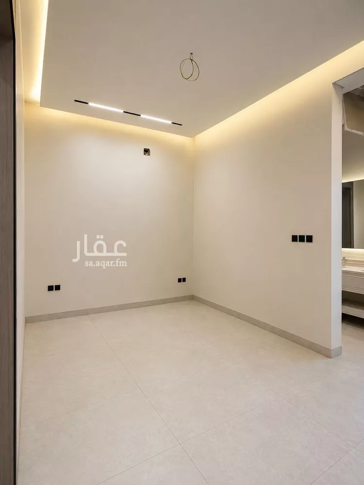 فيلا للبيع في شارع الحضرة, حي غرناطة, مدينة الرياض, منطقة الرياض صورة 2