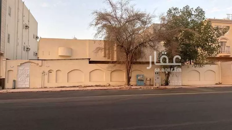 عمارة للبيع في شارع ثبيتة بنت يعار, حي المبعوث, مدينة المدينة المنورة, منطقة المدينة المنورة