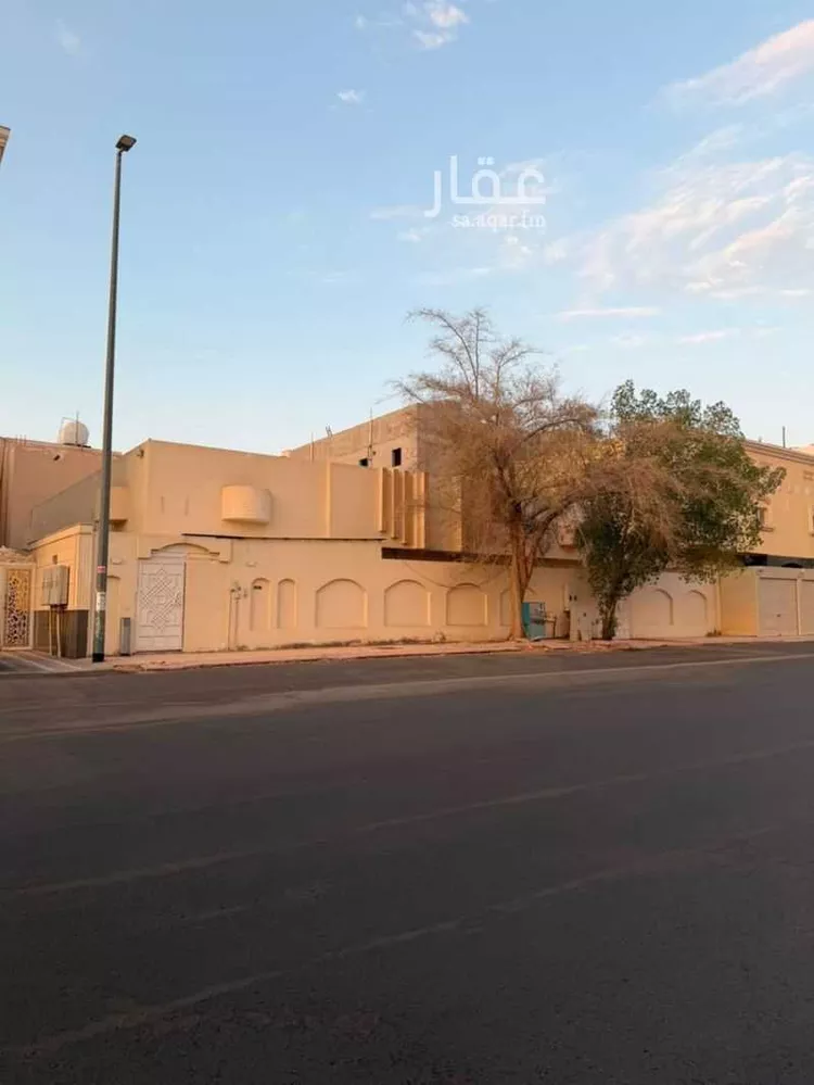 عمارة للبيع في شارع ثبيتة بنت يعار, حي المبعوث, مدينة المدينة المنورة, منطقة المدينة المنورة صورة 3