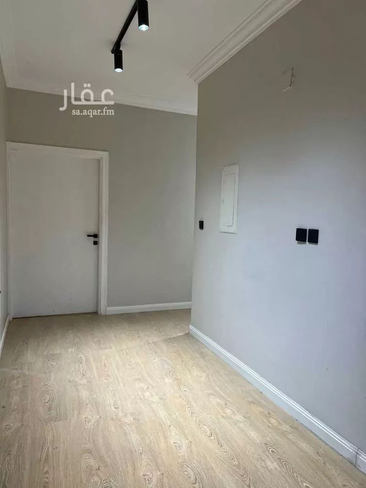 شقة للإيجار في شارع عبدالله ابن سعود, حي الفيصلية, مدينة الدرعية, منطقة الرياض صورة 5