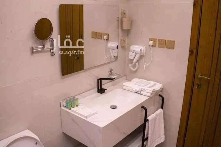 فيلا للإيجار في شارع طريق الجنوب, حي المروج, مدينة الباحة, منطقة الباحة 16