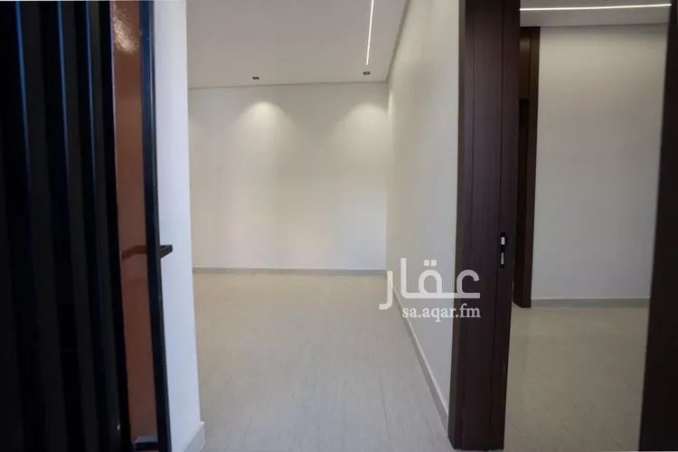 فيلا للبيع في شارع زين العابدين بن علي عبدالشكور, حي طويق, مدينة الرياض, منطقة الرياض 8