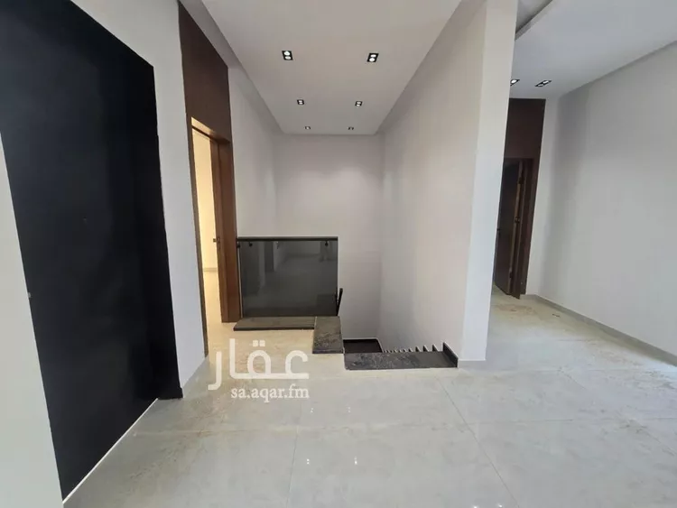 فيلا للبيع في شارع عبدالله أبي العينين, حي طويق, مدينة الرياض, منطقة الرياض صورة 3