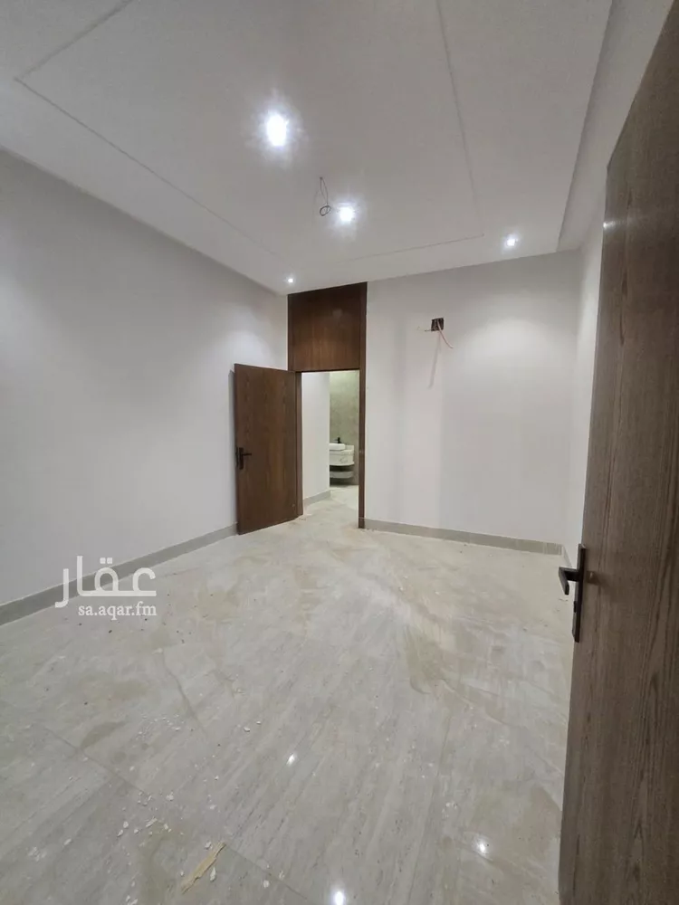 دور للبيع في شارع مطلق المغيربي, حي طويق, مدينة الرياض, منطقة الرياض 7